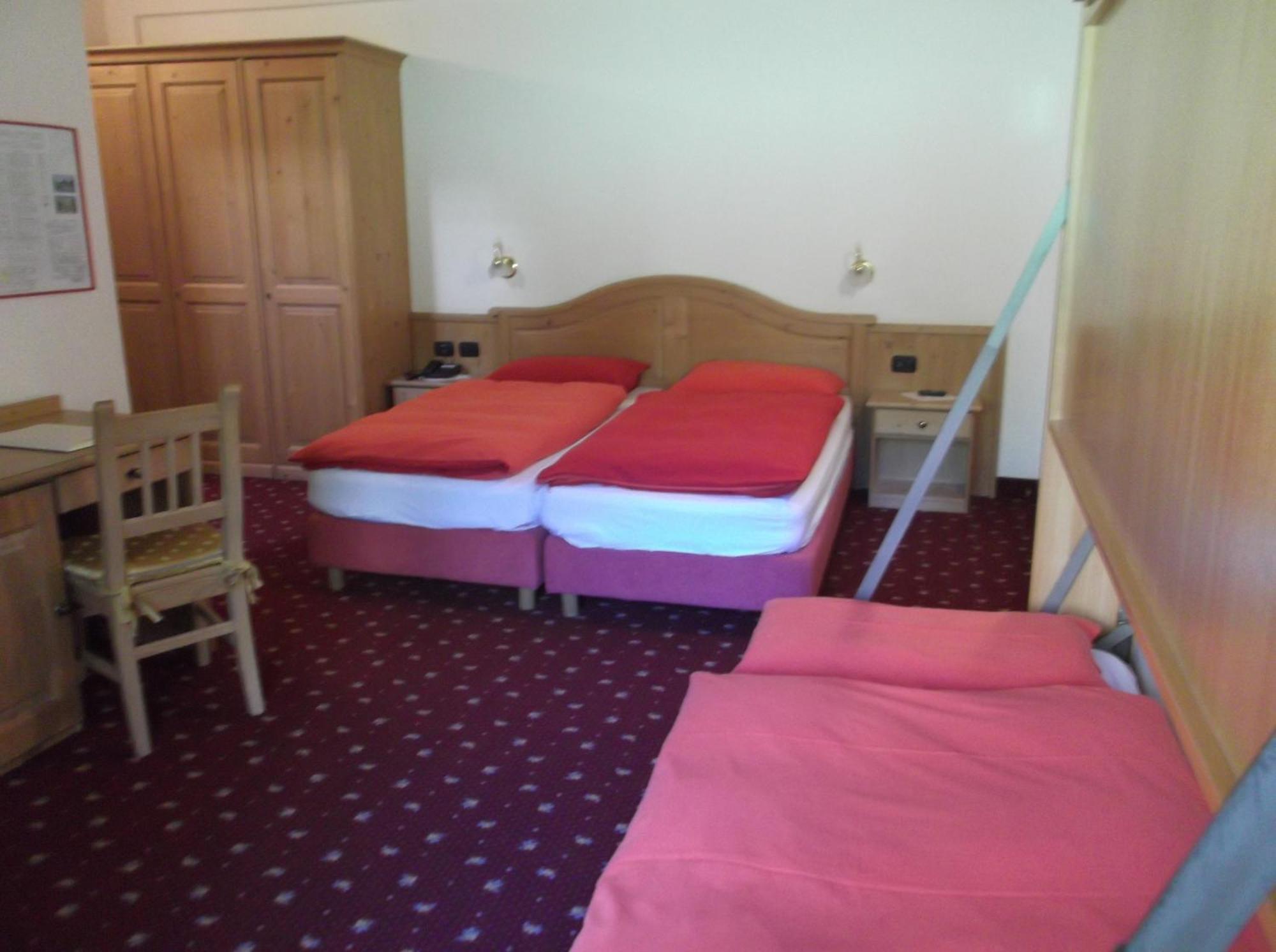 Hotel Tyrolia Malga Ciapela Esterno foto